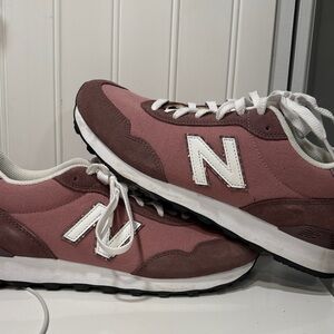 New Balance Rose and White Athletic Shoes Womens 12
